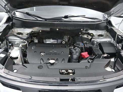 Used 2024 Mitsubishi Outlander Sport SE AWD/4WD image 13