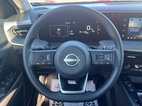 New 2026 Nissan Kicks SV image 15