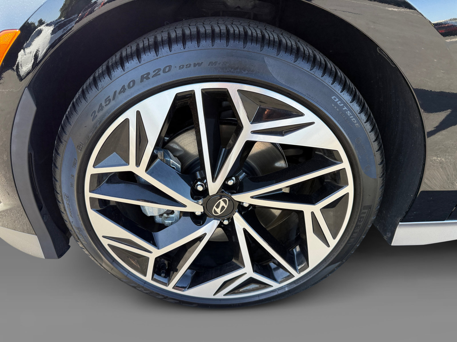 Used 2025 Hyundai Ioniq 6 SEL RWD image 9