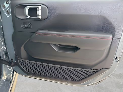 New 2026 Jeep Wrangler Unlimited Rubicon image 11