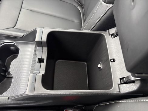 New 2025 Jeep Grand Cherokee L Limited w/ Trailer Tow Package image 36