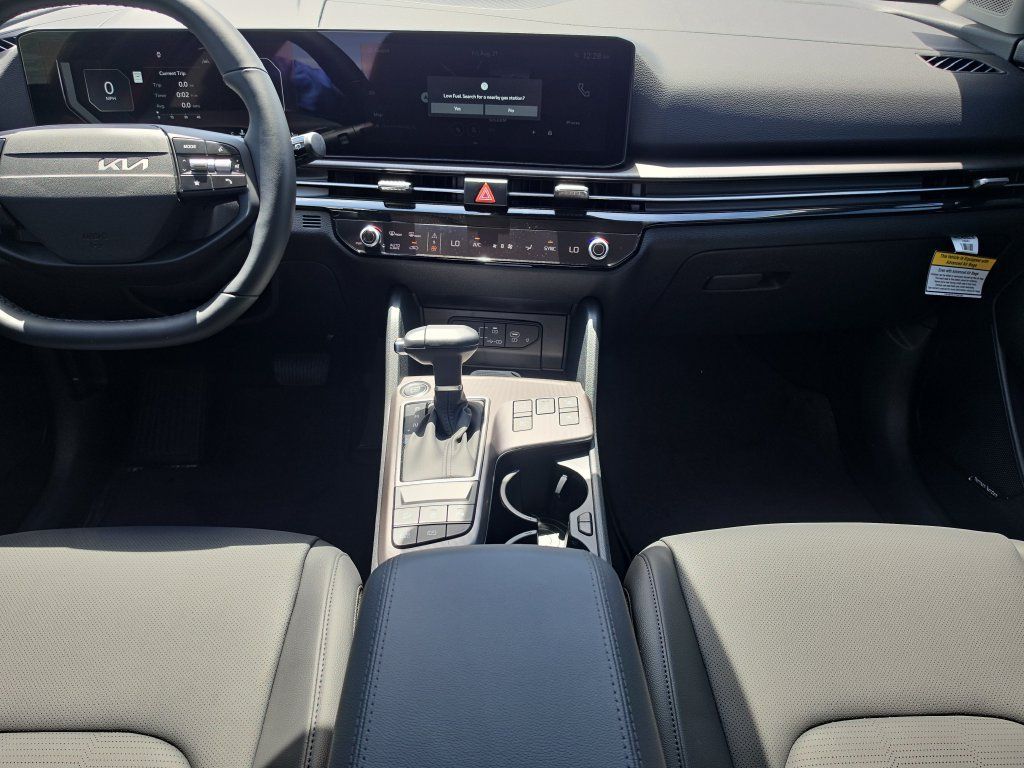 New 2027 Kia Sportage SX FWD image 15