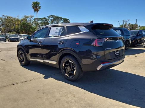 New 2026 Kia Sportage EX FWD image 6