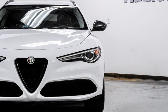 Used 2019 Alfa Romeo Stelvio w/ Nero Edizione RWD image 59