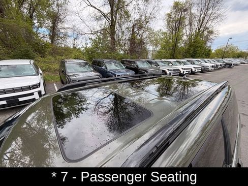Certified 2024 Hyundai Santa Fe Limited AWD/4WD image 11