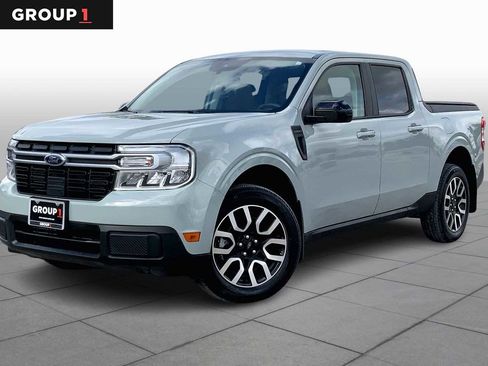 Used 2024 Ford Maverick Lariat image 1