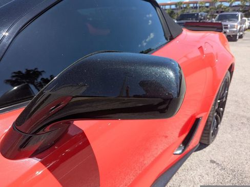 Used 2015 Chevrolet Corvette Z06 w/ 2LZ Preferred Equipment Group image 4