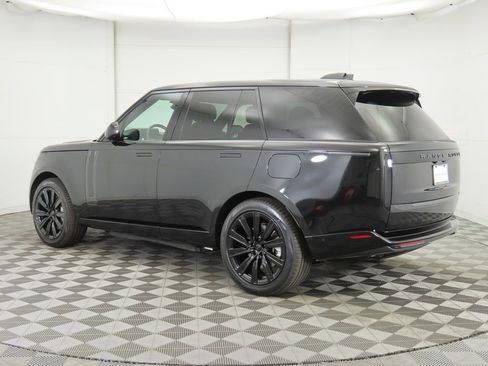 New 2026 Land Rover Range Rover SE image 7