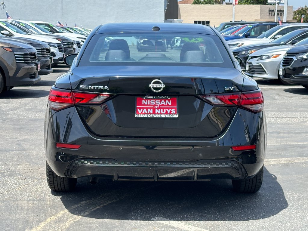 Used 2024 Nissan Sentra SV FWD image 6