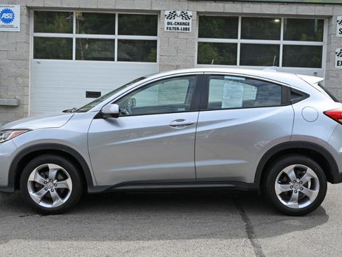 Used 2020 Honda HR-V LX image 3