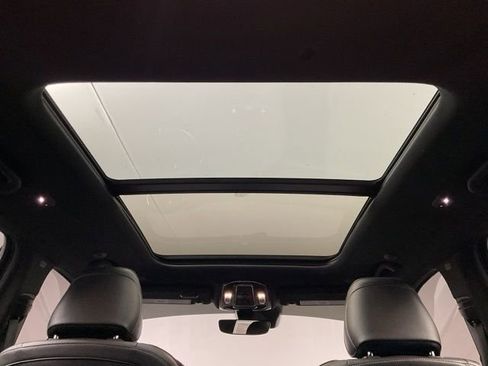 Used 2023 Jeep Grand Cherokee Overland image 28