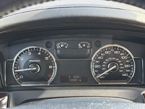 Used 2009 Lincoln MKS FWD image 13