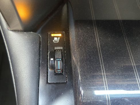 Used 2020 Lexus GX 460 Premium w/ Premium Package image 21