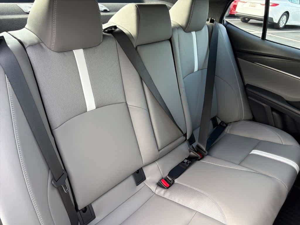 Used 2026 Toyota Camry SE FWD image 19