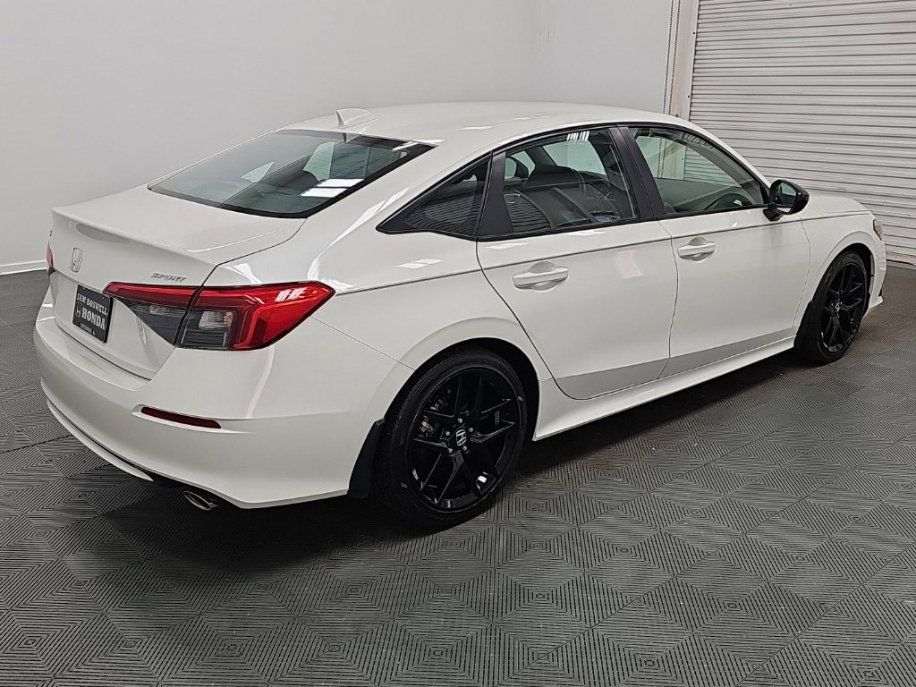 Used 2023 Honda Civic Sport image 9