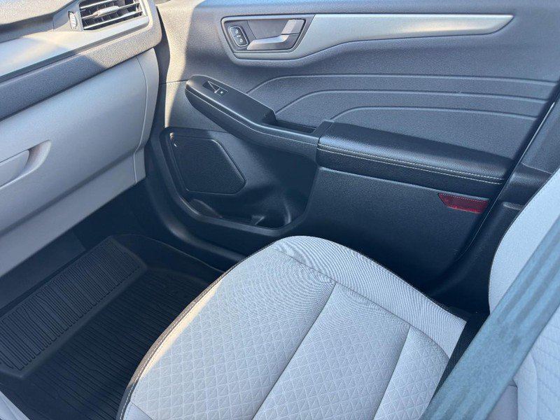 Used 2024 Ford Escape Active w/ Tech Pack #1 AWD/4WD image 17