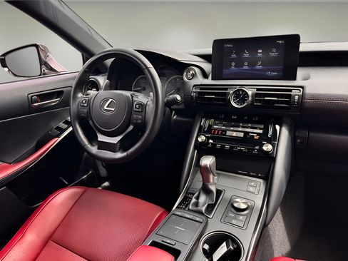 Used 2024 Lexus IS 300 w/ Comfort Package RWD image 7