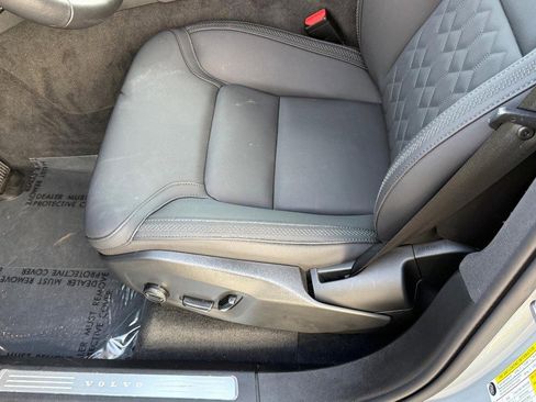 Used 2025 Volvo XC90 B6 Plus image 17