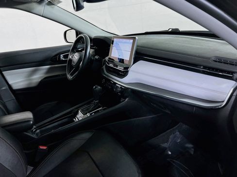 Used 2022 Jeep Compass Limited w/ Elite Group AWD/4WD image 28