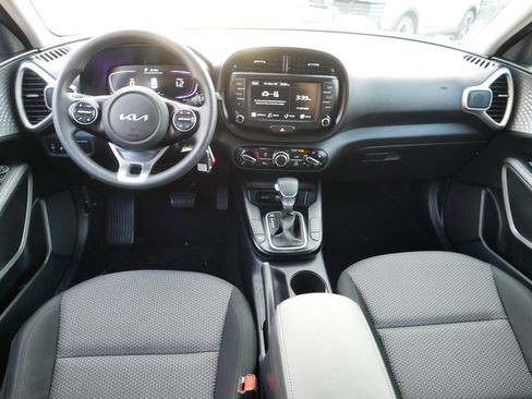 Certified 2024 Kia Soul LX w/ Option Group 015 image 10