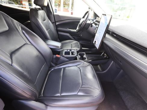 Used 2025 Ford Mustang Mach-E Premium RWD image 14