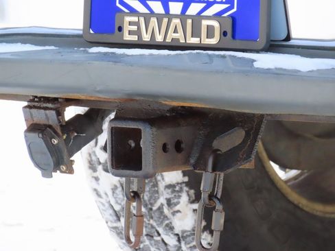 Used 2012 Nissan Frontier SV w/ SV Premium Utility Pkg image 9