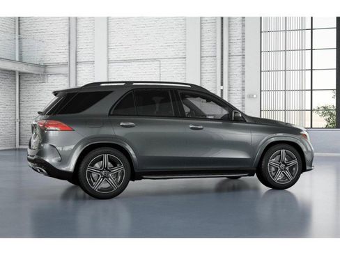 Used 2025 Mercedes-Benz GLE 450e 4MATIC image 17