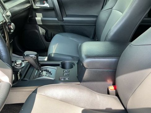 Used 2023 Toyota 4Runner SR5 Premium w/ Moonroof Package AWD/4WD image 21