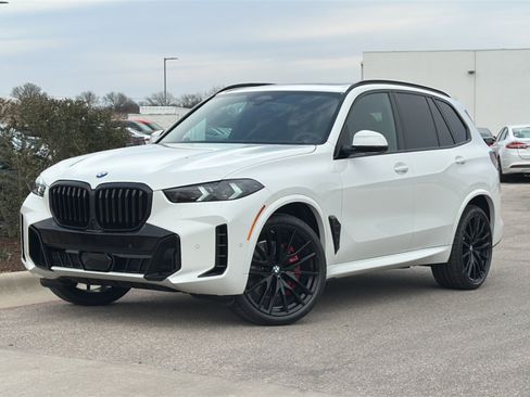 New 2026 BMW X5 sDrive40i w/ M Sport Package image 2