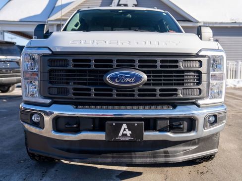 Used 2024 Ford F250 XL image 9