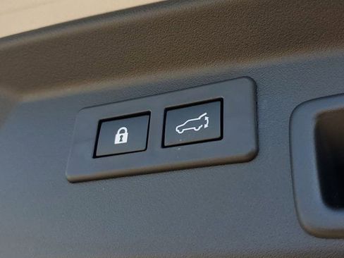 New 2026 Subaru Outback Touring XT image 9