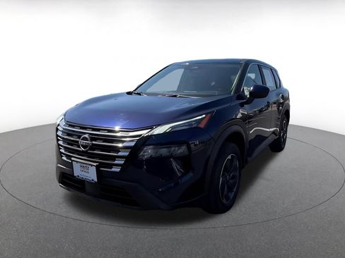 Used 2025 Nissan Rogue SV FWD image 7