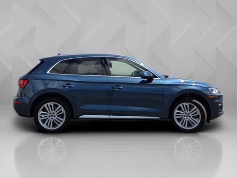 Used 2018 Audi Q5 Prestige w/ Prestige Package AWD/4WD image 9
