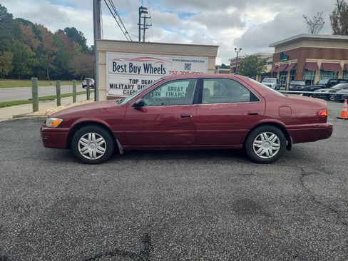 Used 2001 Toyota Camry LE image 4