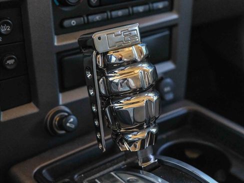 Used 2004 HUMMER H2 w/ Chrome Appearance Package image 33