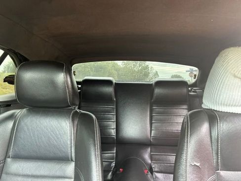 Used 2010 Ford Mustang GT RWD image 12