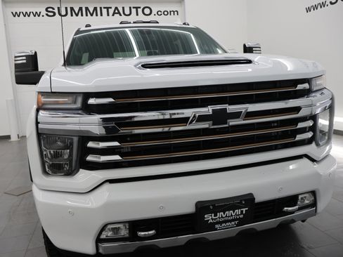 Used 2022 Chevrolet Silverado 3500 High Country w/ Safety Package II AWD/4WD image 27