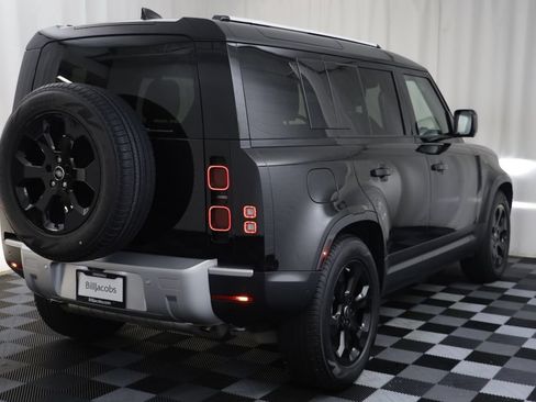 Certified 2025 Land Rover Defender 110 S AWD/4WD image 17