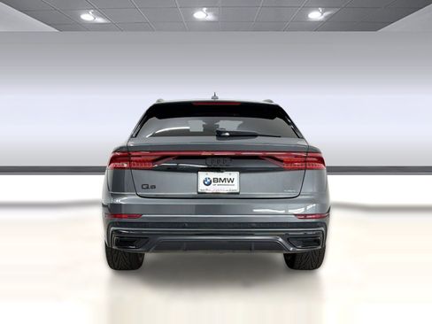 Used 2022 Audi Q8 Prestige AWD/4WD image 10