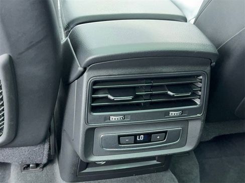 Used 2021 Audi Q7 3.0T Premium Plus image 41