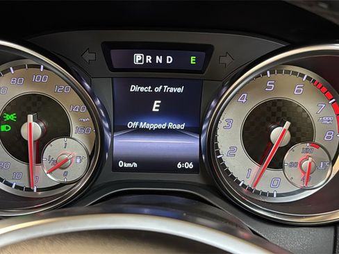 Used 2015 Mercedes-Benz SLK 350 image 29