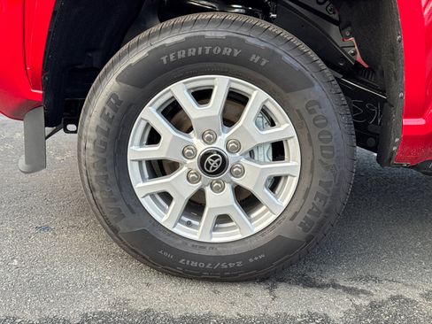 New 2025 Toyota Tacoma SR5 image 6