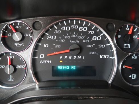 Used 2020 GMC Savana 2500 w/ Driver Convenience Package image 13