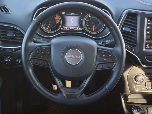 Used 2020 Jeep Cherokee Trailhawk w/ Cold Weather Group image 32