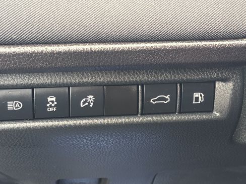 Certified 2025 Toyota Camry LE FWD image 24