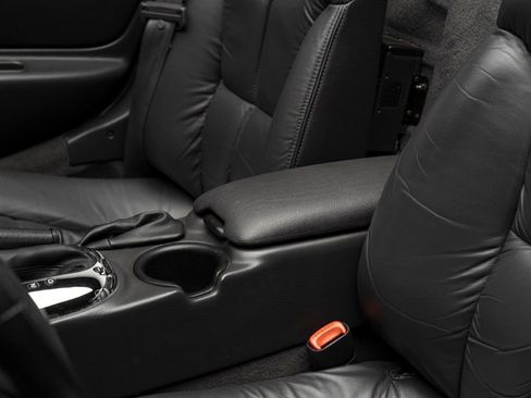 Used 2002 Chrysler Prowler image 15