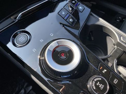 New 2025 Kia Sportage X-Line Prestige image 25