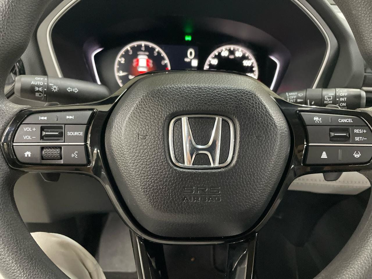 Used 2023 Honda Pilot LX image 21