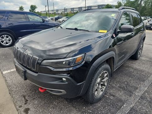 Used 2020 Jeep Cherokee Trailhawk w/ Comfort/Convenience Group AWD/4WD image 1
