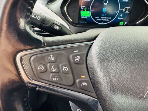 Used 2021 Chevrolet Bolt LT FWD image 11